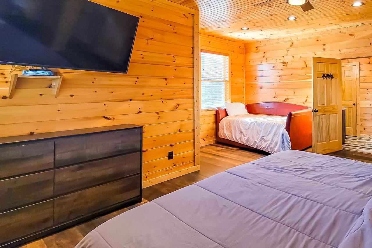 3 Lazy Bears Chalet Gatlinburg Ngoại thất bức ảnh